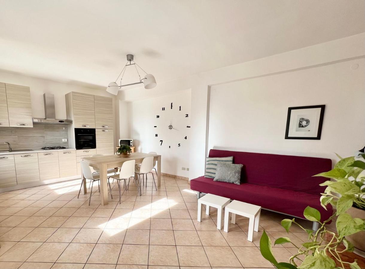 Borgo Antico Apartments Тосколано-Мадерно Экстерьер фото