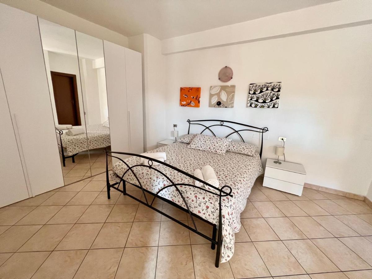 Borgo Antico Apartments Тосколано-Мадерно Экстерьер фото